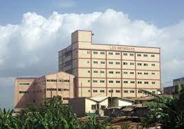 Yaoundé : 02 trafiquants de drogue arrêtés en flagrant délit de vente de drogues aux élèves du Collège Armandin situé au quartier Nkomkana